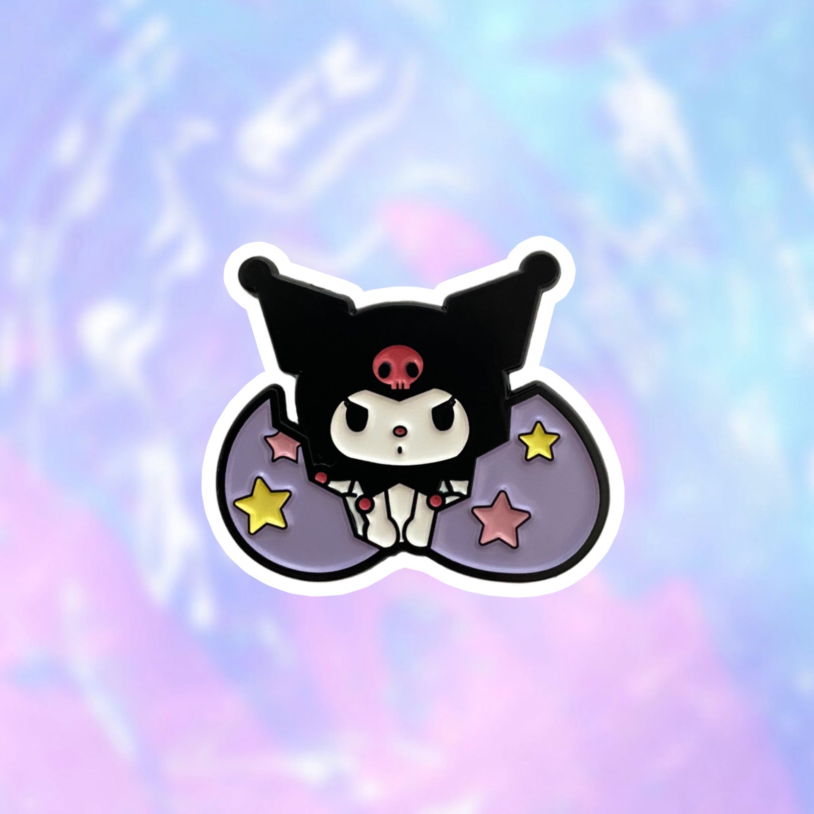 Pin Kuromi Cascarón Sanrio